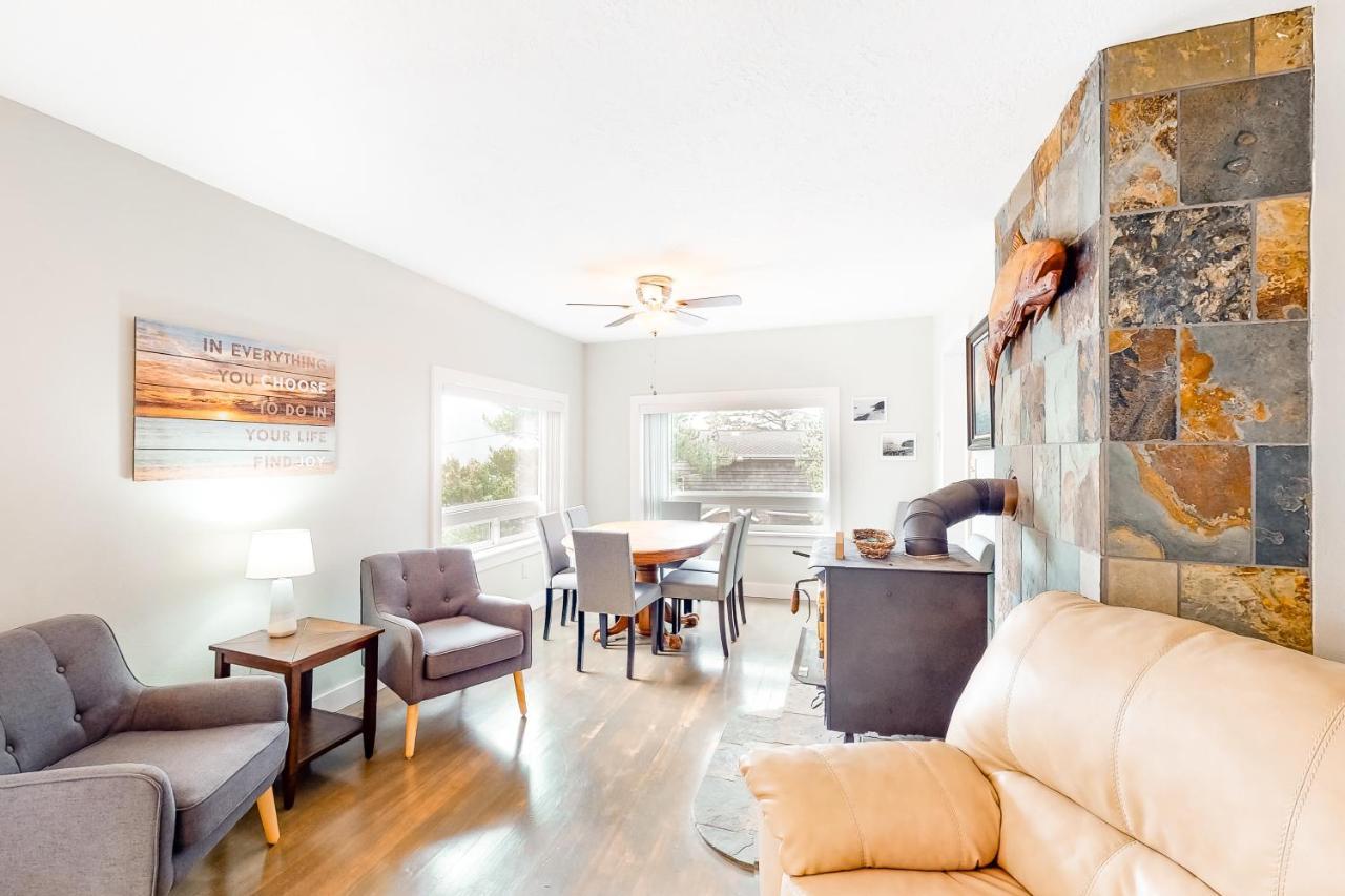 Bud'S Beach House Oceanside Bagian luar foto